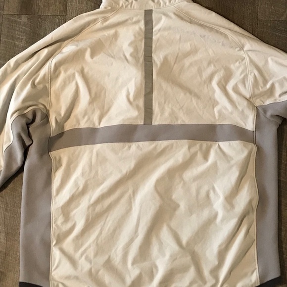 Women’s Nike Clima Fit jacket large - Picture 3 of 4